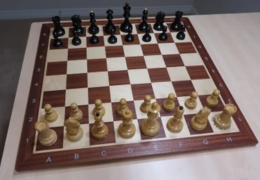 1950 年代から 70 年代のミッドセンチュリー モダン チェス セット