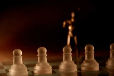 ما هو تكتيك باتري ميت في الشطرنج؟